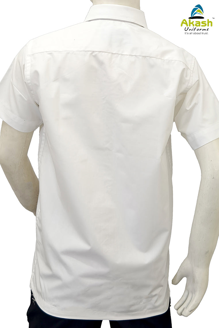 QUEENS' COLLEGE WHITE HALF SHIRT