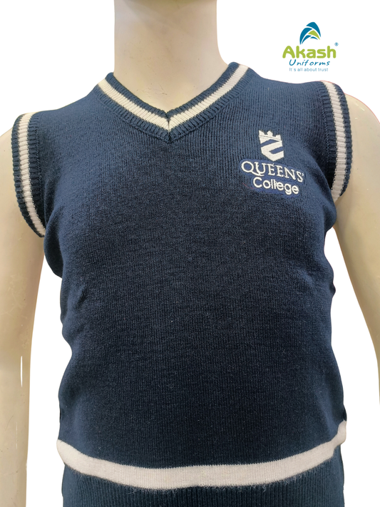 QUEENS' COLLEGE HALF SWEATER